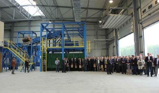 Rzędów: Otwarto nowoczesny Zakład Gospodarki Odpadami Komunalnymi