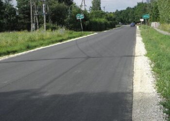 Mielec: Nowe drogi czyli powiatowe inwestycje drogowe.