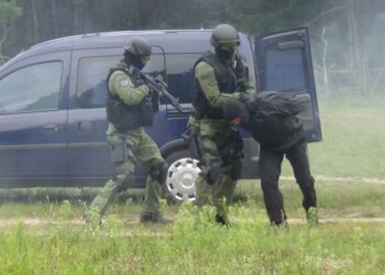 Tarnobrzeg. Studenci WSH wzięli udział w kursie antyterrorystycznym.