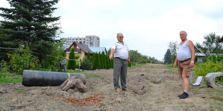 Tarnobrzeg: Działkowicze czekają na aleję