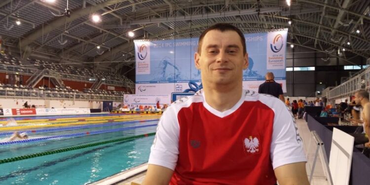Tarnobrzeg: Niepełnosprawny pływak Jacek Czech wystartuje w mistrzostwach w Holandii