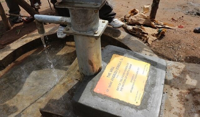 Mielec: Pomagają wybudować studnie.