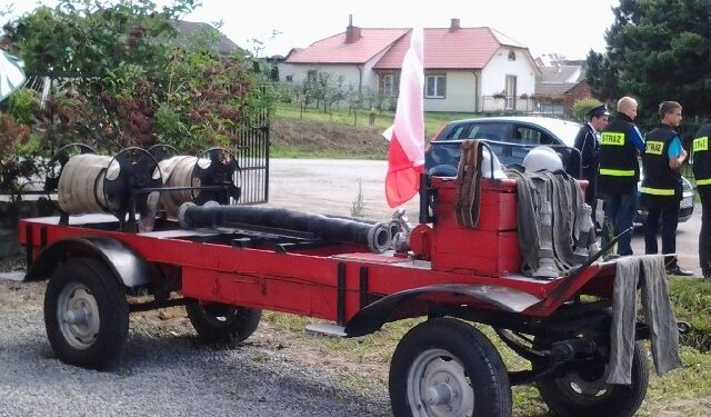 Głazów: Strażacy mają sztandar