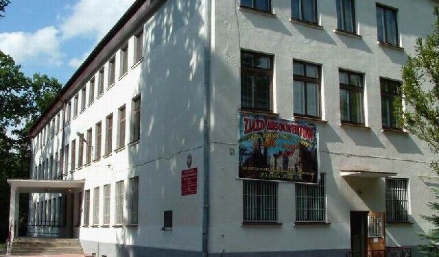 Werynia: Budowa hali sportowej nabiera realnych kształtów.