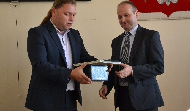 Gorzyce: Zespół Szkół otrzymał piec do odlewania aluminium