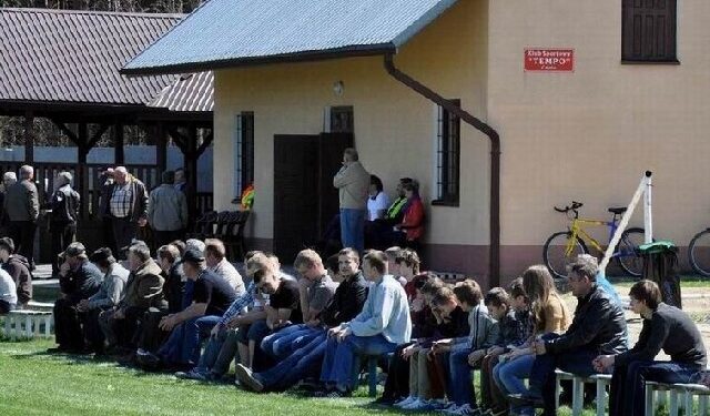 Cmolas: Inwestycje w infrastrukturę sportową.