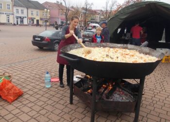 Tarnobrzeg. Święto gotowania i dzielenia się żywnością.