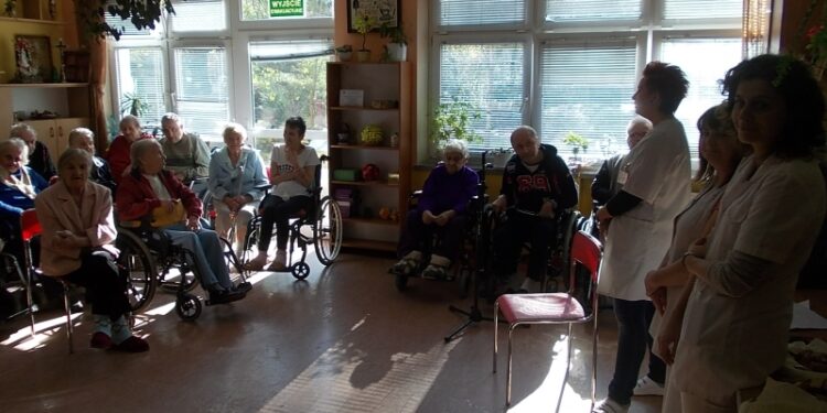 Tarnobrzeg. Europejski Dzień Seniora w Zakładzie Pielęgnacyjno – Opiekuńczym.