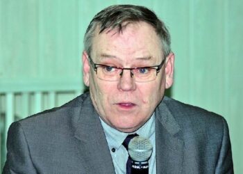 Świerczów: Wyrównać drogę do oczyszczalni