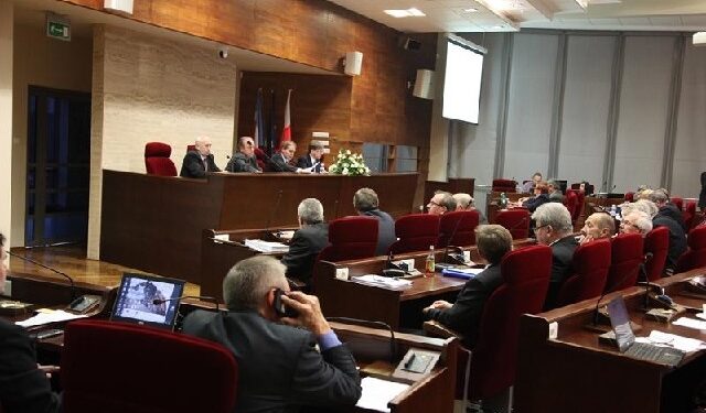 Podkarpacie: Stanowisko Sejmiku Województwa Podkarpackiego dotyczącego przebiegu przetargu na śmigłowce wielozadaniowe  dla polskiej armii