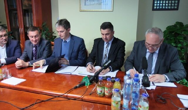 Region: Świętokrzyskie z kontraktem terytorialnym