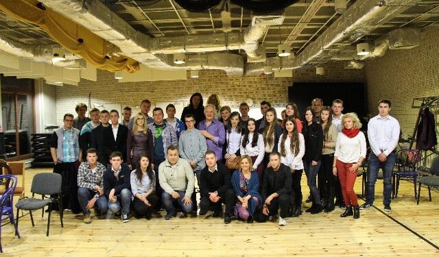 Sandomierz: Młodzi poznają teatr