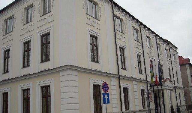 Nisko: Dziś pierwsze sesje