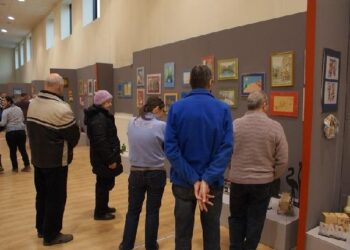 Mielec: 'Wspierajmy się' – wystawa prac uczestników Środowiskowego Domu Samopomocy w Mielcu