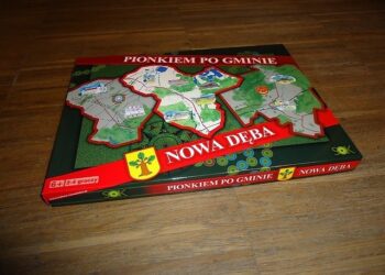Nowa Dęba: Dodrukowali grę Pionkim po gminie