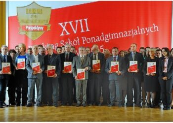Mielec: Kopernik Srebrną Szkołą 2015.