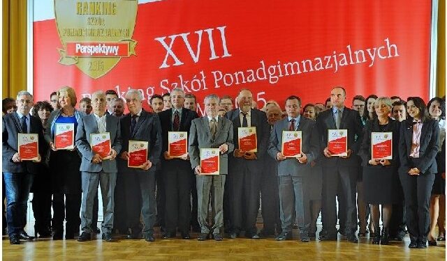 Mielec: Kopernik Srebrną Szkołą 2015.