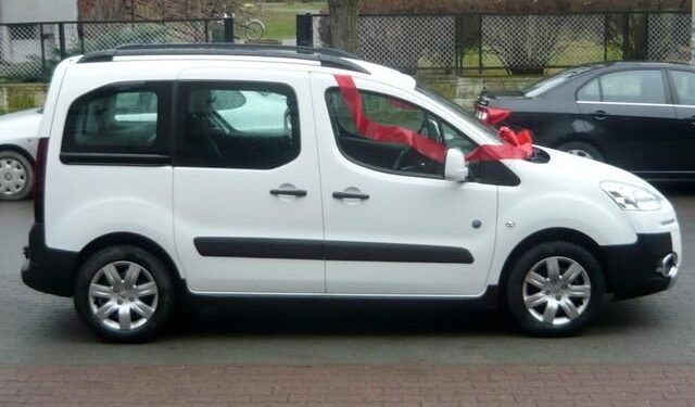 Stalowa Wola: Nowy samochód w DPS