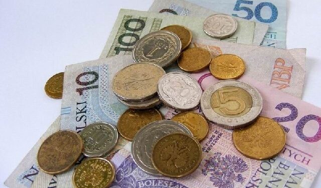 Kolbuszowa: Są pieniądze na naprawę dróg.