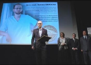 Małopolskie: Pochodzący ze Stalowej Woli lekarz Tomasz Darocha nagrodzony