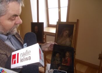 Tarnobrzeg. Cenne obrazy  w Zamku Dzikowskim.