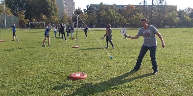 Powiat tarnobrzeski, region. Przedstawiciele Stowarzyszenia Miłośników Sportu Speed  – Ball, przygotowują się do rozpoczęcia sezonu.
