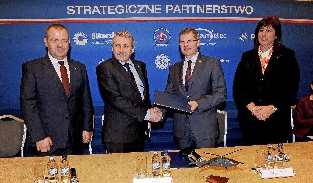 Mielec: Blisko 200 mln dolarów zainwestuje konsorcjum Sikorsky Aircraft i PZL Mielec w Wojskowych Zakładach  Lotniczych Nr 1 S.A. w Łodzi.