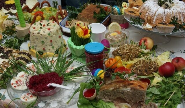 Mielec: Jarmark Wielkanocy z zającami i nie tylko.