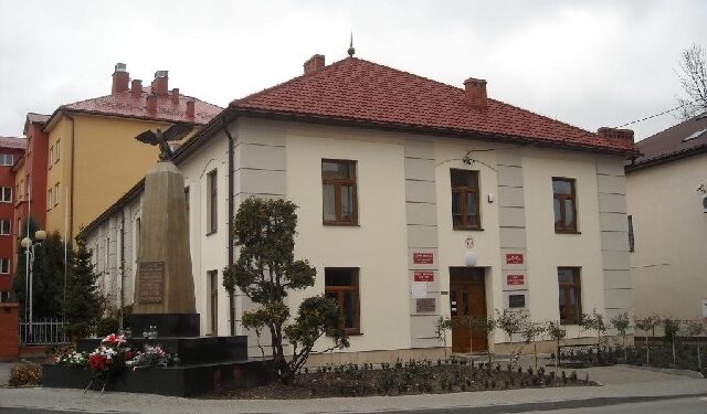 Nisko: W zabytkowej oficynie powstanie muzeum.