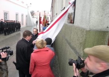 Opatów: Upamiętnili prof. Kabatę.