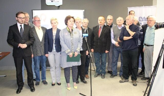 Stalowa Wola: Honorowy Komitet Poparcia Bronisława Komorowskiego.