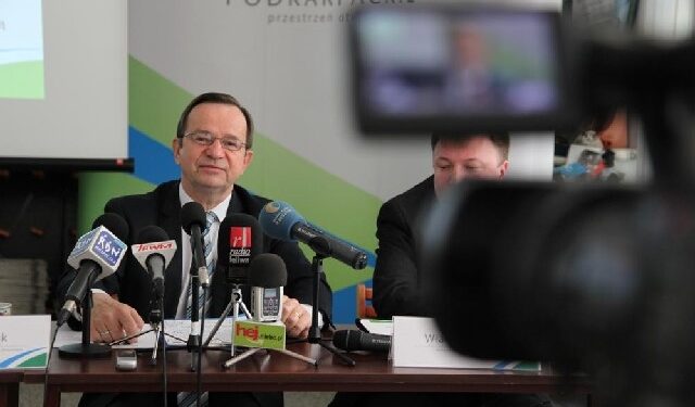Mielec: Budowa mostu na rz. Wisłoka i drogi w kierunku ulicy Kosmonautów