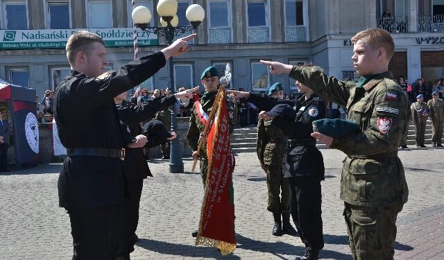 Stalowa Wola: Ślubowali na sztandar.