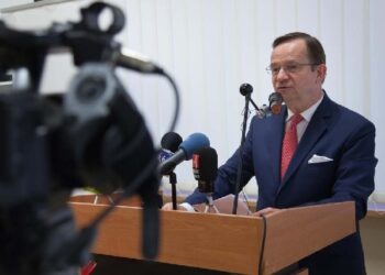 Mielec: Sesja o śmigłowcach