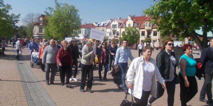 Tarnobrzeg. Dzień Godności Osób Niepełnosprawnych Intelektualnie.