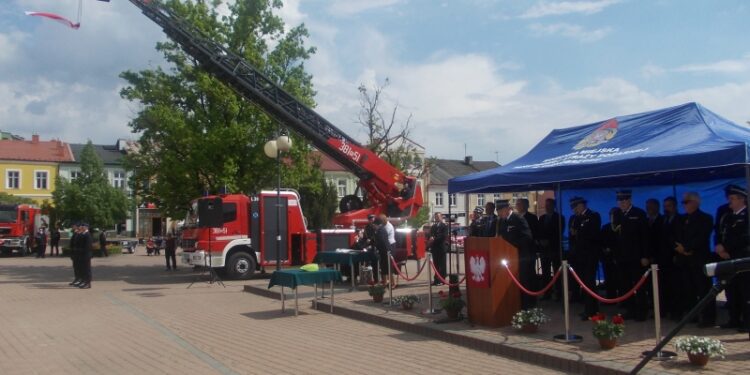 Tarnobrzeg. Powiatowe Obchody Dnia Strażaka.
