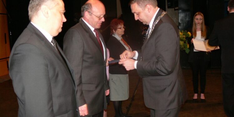 Tarnobrzeg. Uroczysta Sesja Rady Miasta.