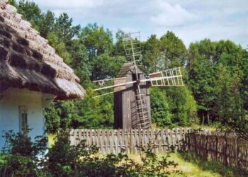 Kolbuszowa: Noc Muzeów w skansenie.