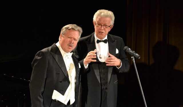 Stalowa Wola: Cała sala 'W krainie uśmiechu'.