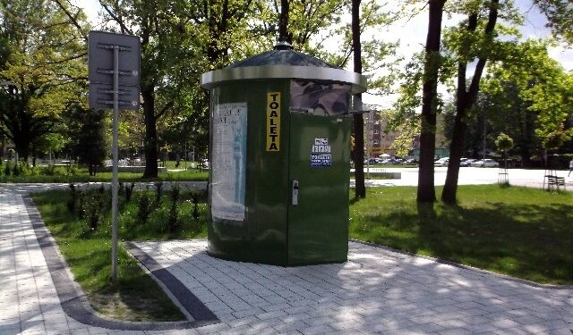 Nowa Dęba: Toalety niezgody