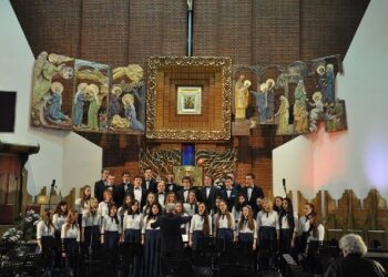 Mielec: Wyśpiewywali nabożnie.