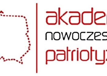 Sandomierz: Akademia Nowoczesnego Patriotyzmu.