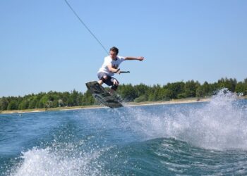 Tarnobrzeg: Wake Grand Prix nad jeziorem.