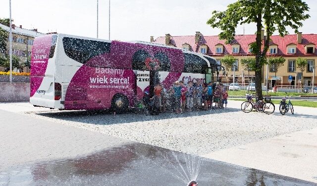 Tarnobrzeg: Mobilne centrum badań 'Ciśnienie na Życie'.