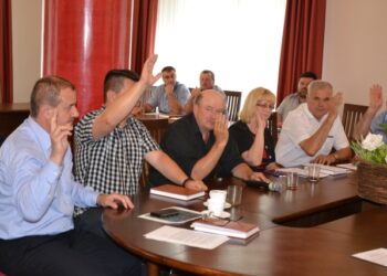 Baranów Sandomierski: Sprzeciw wobec lokalizacji polderów przeciwpowodziowych