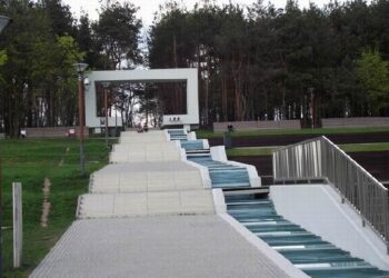 Mielec: Tor przeszkód zamiast ścieżki rowerowej