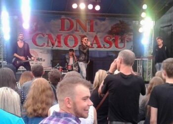 Cmolas: Disco Polo napędziło frekwencję.