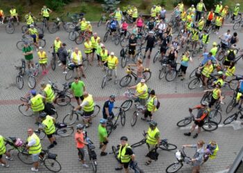 Stalowa Wola: Przemierzali powiat na rowerach.