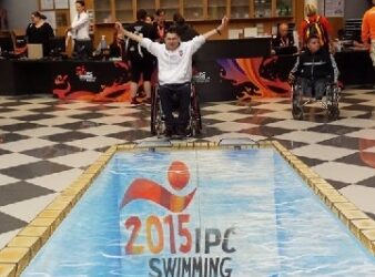 Tarnobrzeg: Niepełnosprawny pływak Jacek Czech walczy o medale i kwalifiacje do RIO