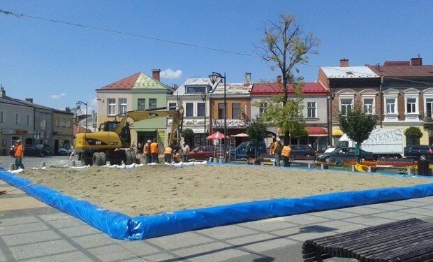 Mielec: Prezydent zmienia oblicze Starówki.